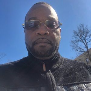 Meet your Posher, Bobby